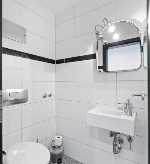 Семейный Номер, Adler