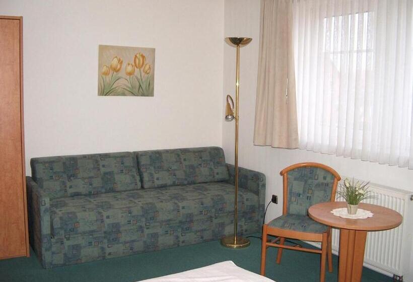 غرفة قياسية, Alter Dorfkrug Am Kanal