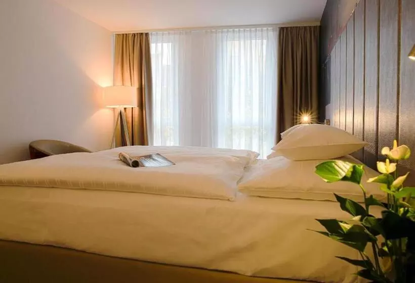 コンフォートルーム, Amedia Express Bielefeld, Trademark Collection By Wyndham