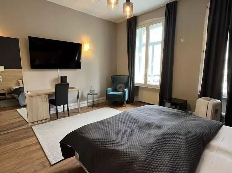 Standard-huone, Denner