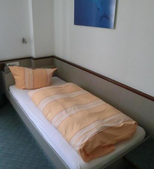 חדר סטנדרט, Eigen