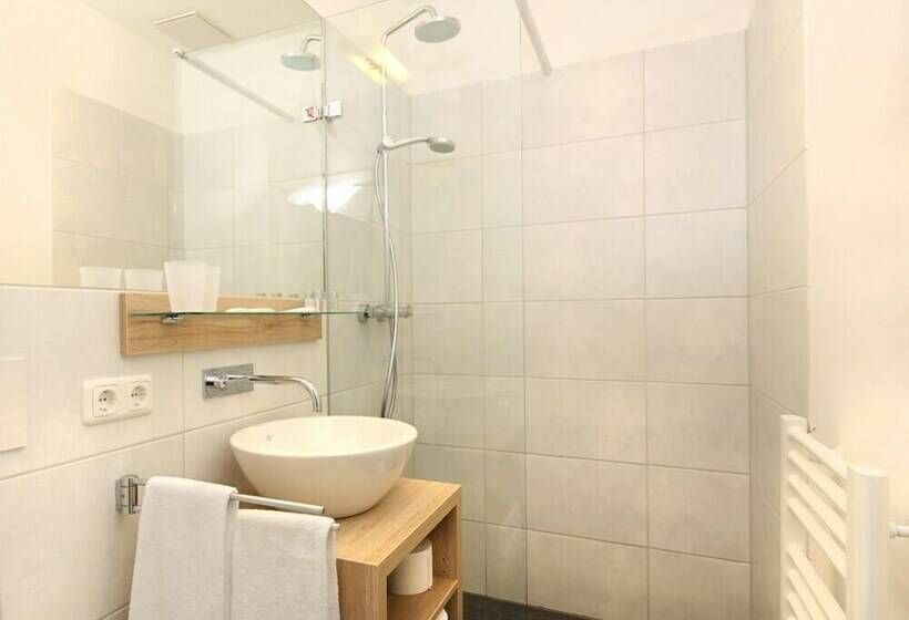 スタンダードルーム, Hubertushöhe