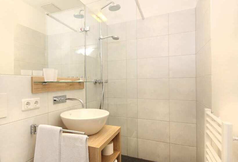 スタンダードルーム, Hubertushöhe