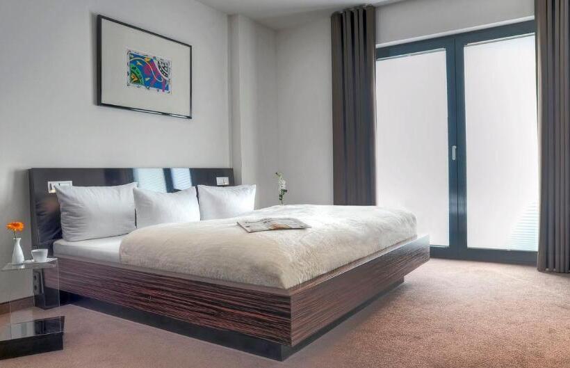 스탠다드 룸, Im Wigbold