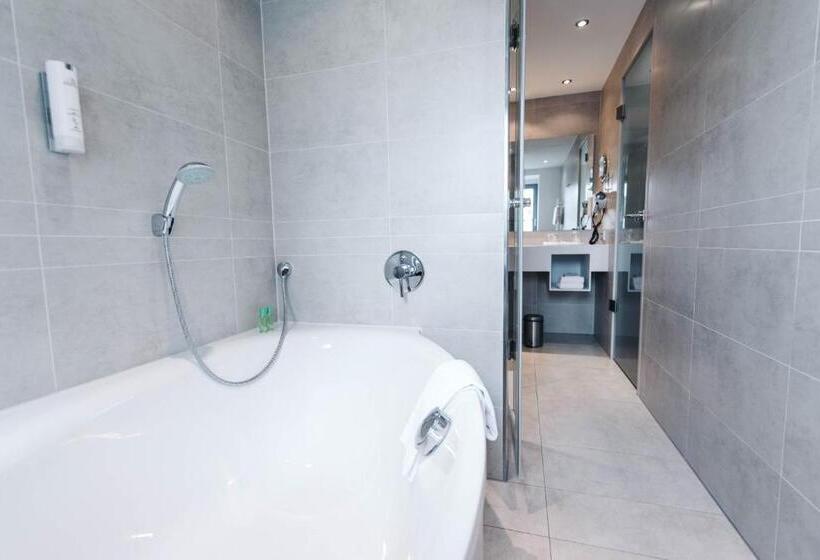 주니어 스위트, Kocks Am Muhlenberg