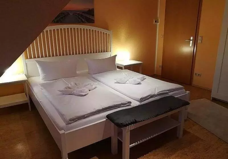 スタンダードスタジオ, Regiohotel Wolmirstedter Hof Wolmirstedt