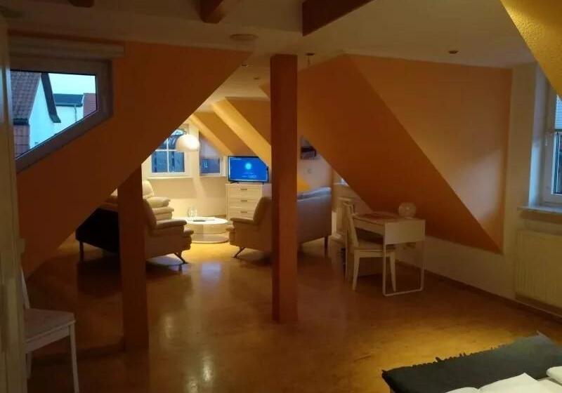 스탠다드 스튜디오, Regiohotel Wolmirstedter Hof Wolmirstedt