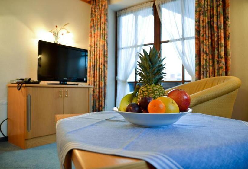 Апартаменты 1 Спальня, Restaurant Alpenhof