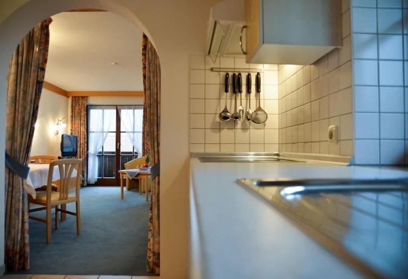 Апартаменты 1 Спальня, Restaurant Alpenhof