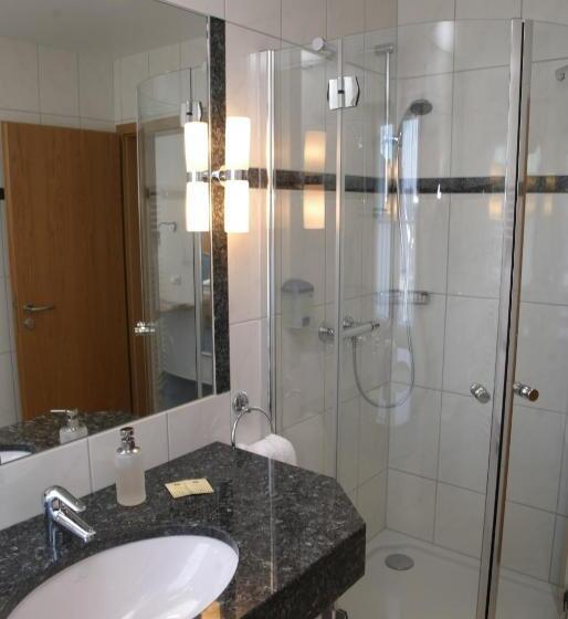 غرفة كومفورت, Retterath Am Nürburgring