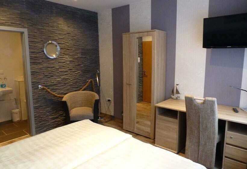 标准间, Rüstersieler Hof