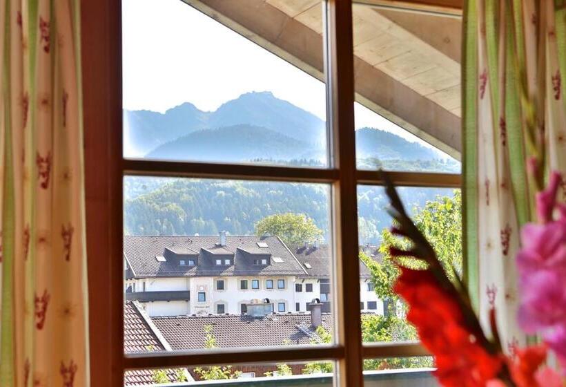 Номер Deluxe, Salzburger Hof