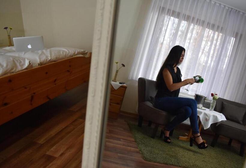 스탠다드 룸, Restaurant Waldschlößchen