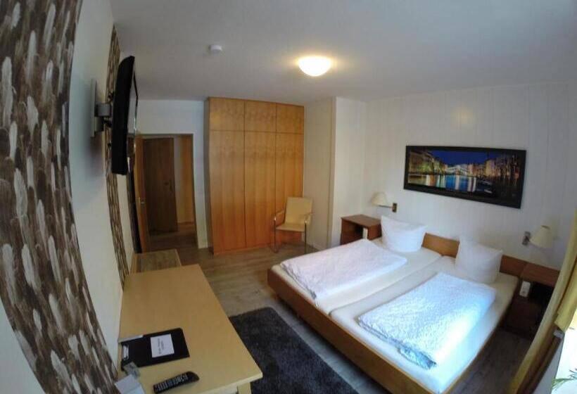 غرفة قياسية, Zum Weißen Roß