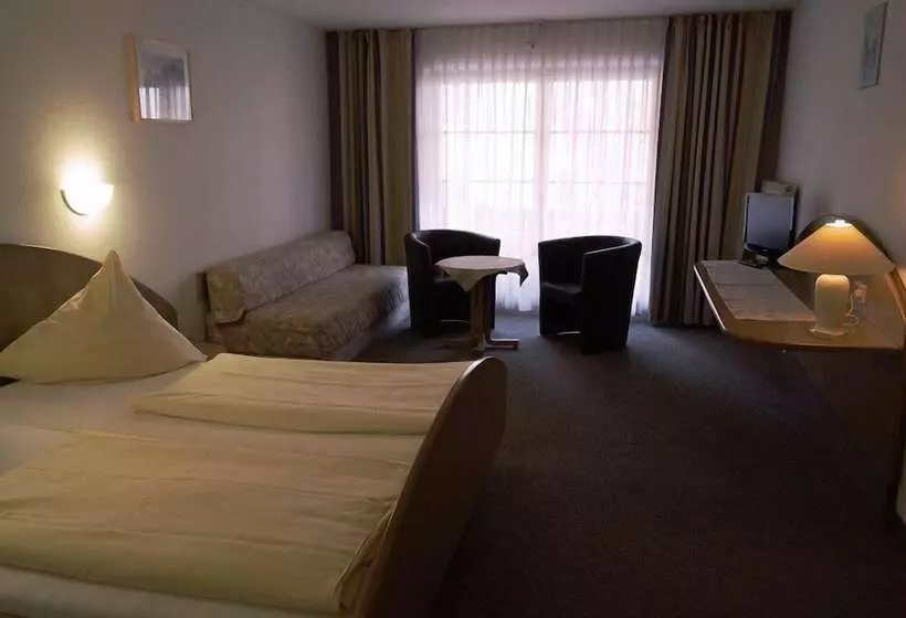 ファミリーステューディオ, Gasthof Hotel Kopf