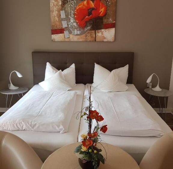 غرفة قياسية مزوَّدة بشُرفة, Villa Zur Schönen Aussicht