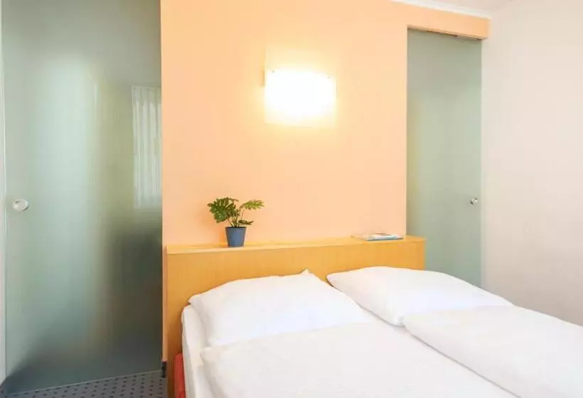 ジュニアスイート, Achat Hotel Suhl