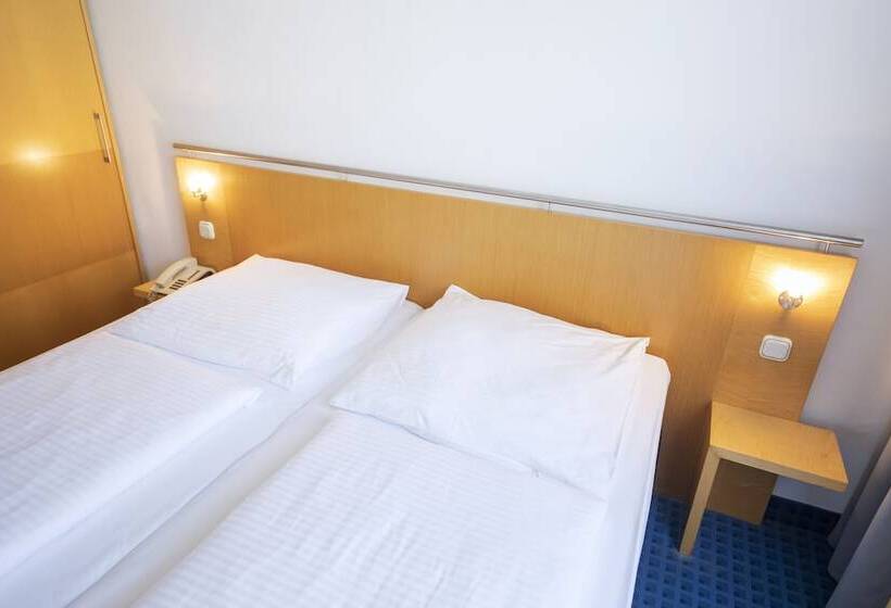 غرفة كومفورت, Achat Hotel Suhl