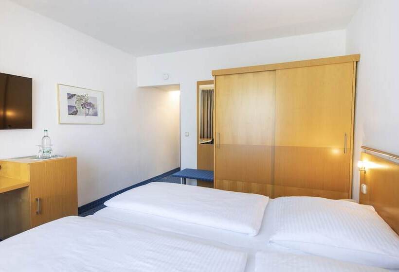 Номер Комфорт, Achat Hotel Suhl