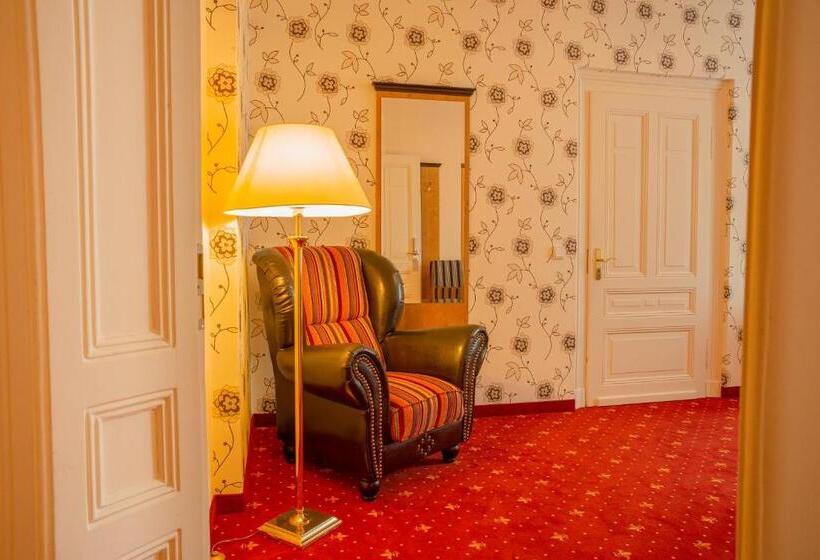 Люкс, Alte Landratsvilla Hotel Bender