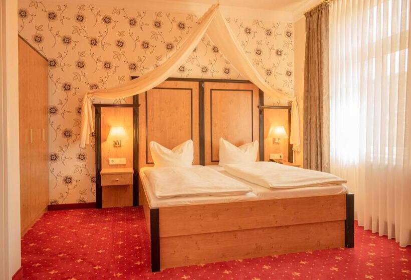 Люкс, Alte Landratsvilla Hotel Bender