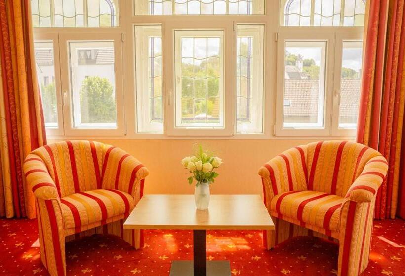 Люкс Повышенной Комфортности, Alte Landratsvilla Hotel Bender