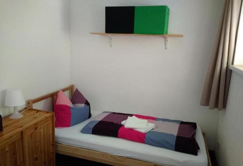 家庭间, Greizer Kammhütte Gaststätte & Pension