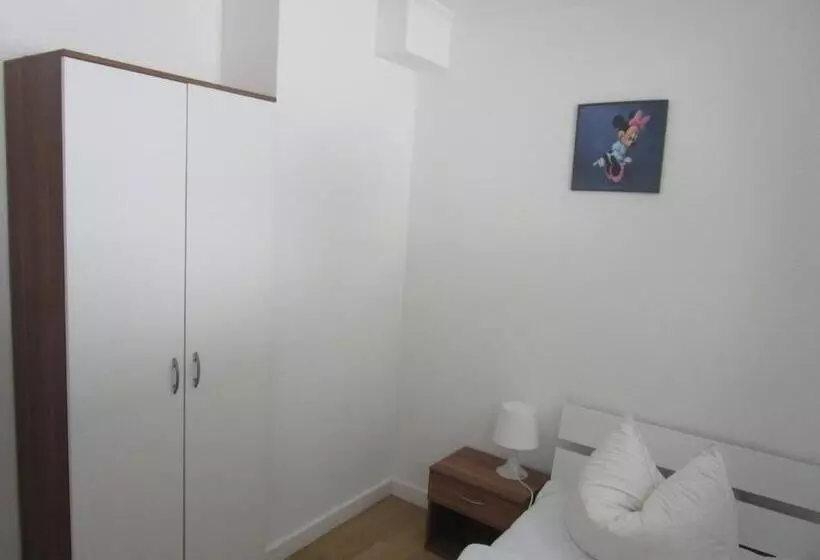 Perhehuone, Greizer Kammhütte Gaststätte & Pension
