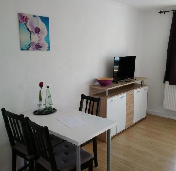 家庭间, Greizer Kammhütte Gaststätte & Pension