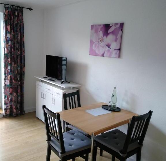 家庭间, Greizer Kammhütte Gaststätte & Pension