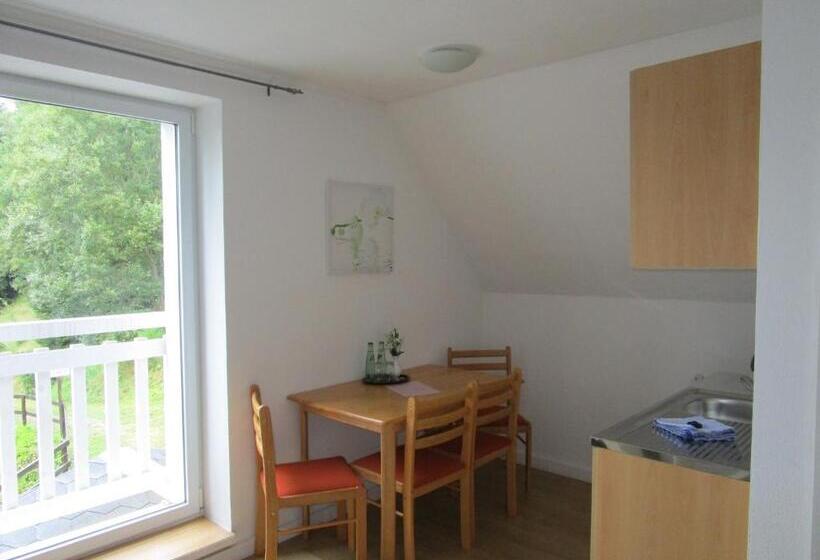 标准三人间, Greizer Kammhütte Gaststätte & Pension