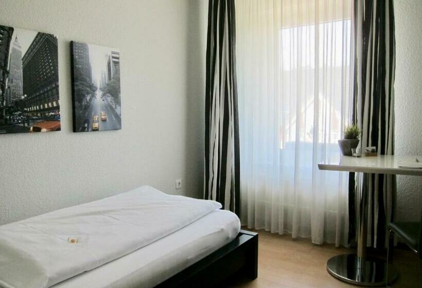 Номер Стандарт Индивидуальный, Boutique Garni Hotel Papillon