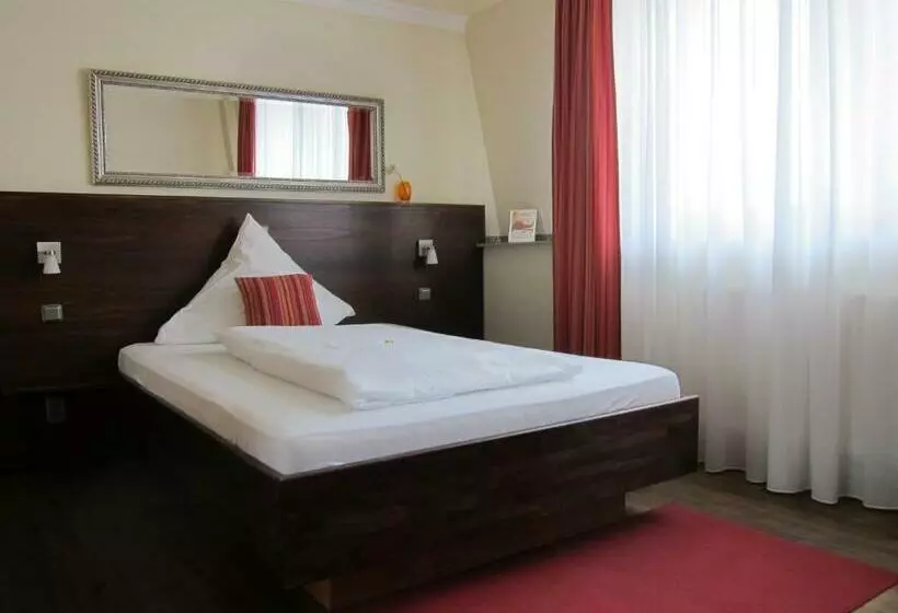 スタンダードシングルルーム, Boutique Garni Hotel Papillon
