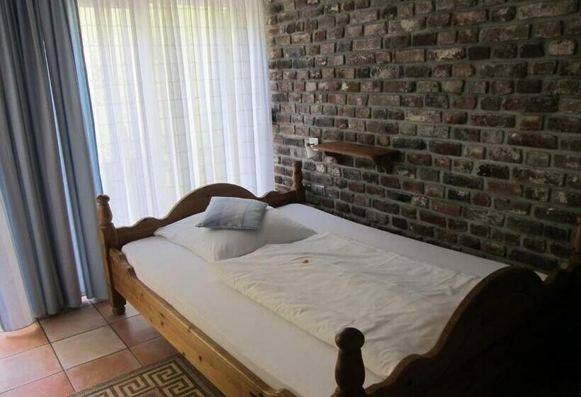 Номер Стандарт Индивидуальный, Boutique Garni Hotel Papillon