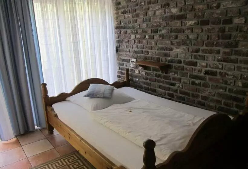 スタンダードシングルルーム, Boutique Garni Hotel Papillon