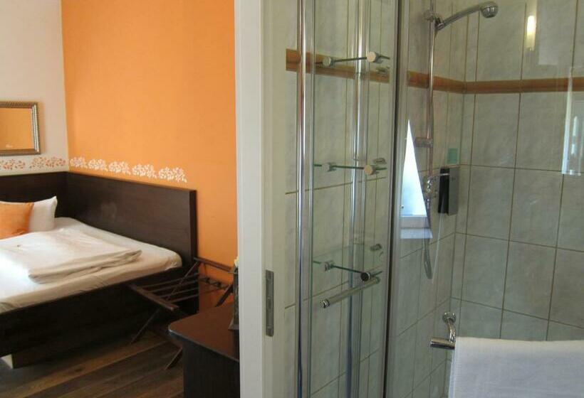 Номер Стандарт Индивидуальный, Boutique Garni Hotel Papillon