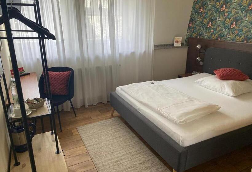 Номер Стандарт Индивидуальный, Boutique Garni Hotel Papillon