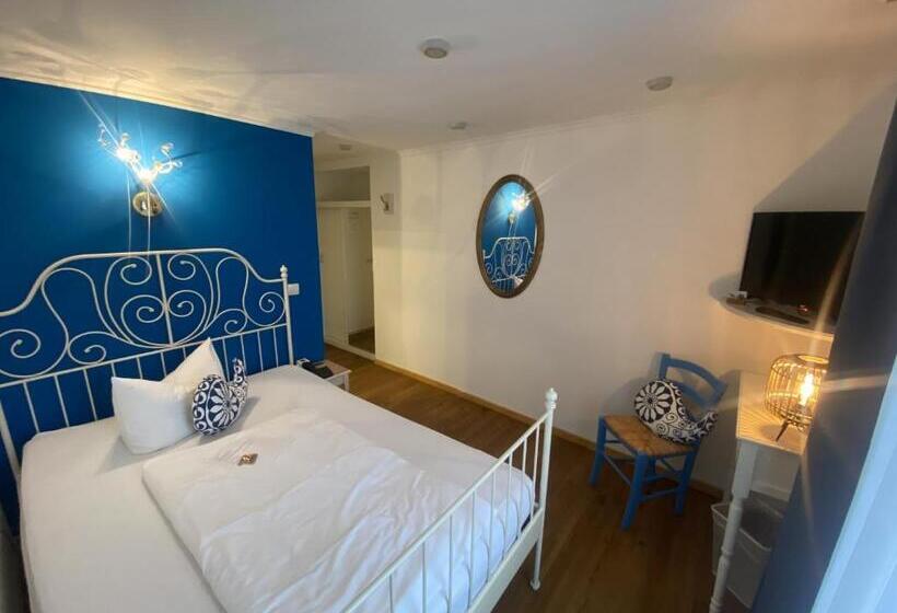 Номер Стандарт Индивидуальный, Boutique Garni Hotel Papillon