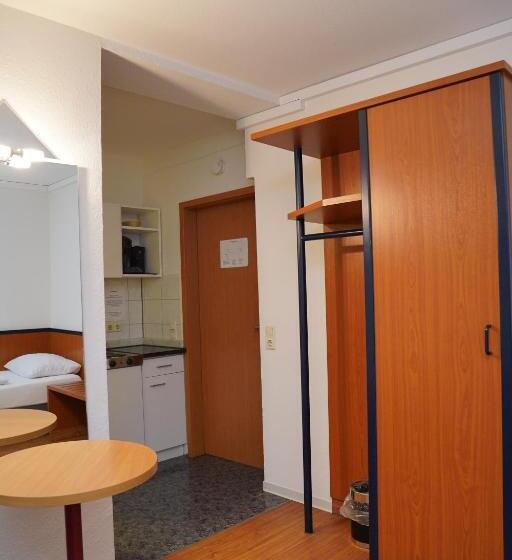 스탠다드 스튜디오, Am Hillegosser Hof