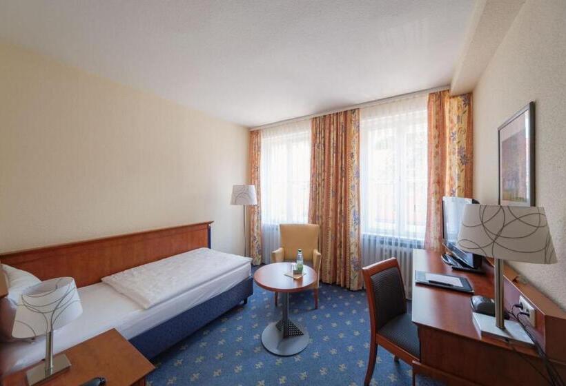 标准单人间, Am See