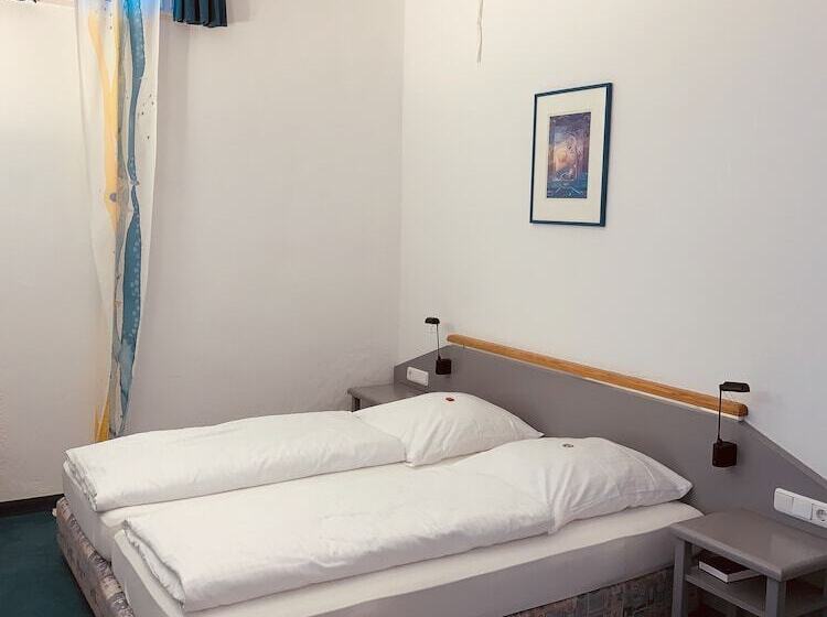 اتاق استاندارد, Eichenhof