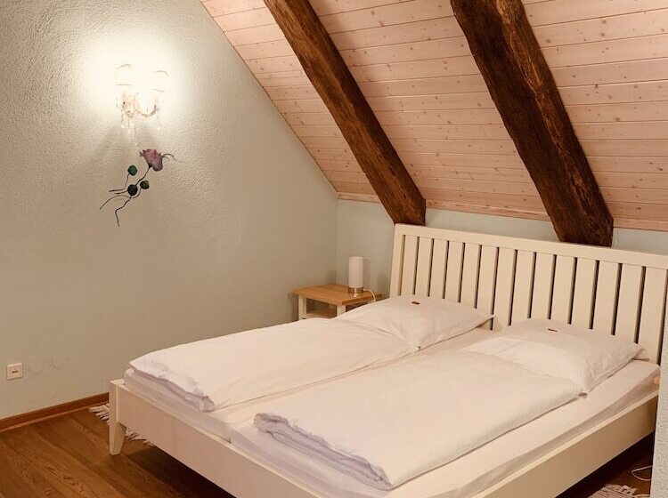 اتاق استاندارد, Eichenhof