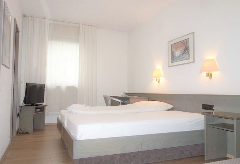 Номер Стандарт, Engelskirchen