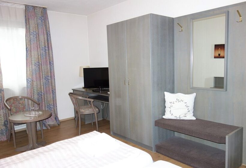 Номер Стандарт, Engelskirchen