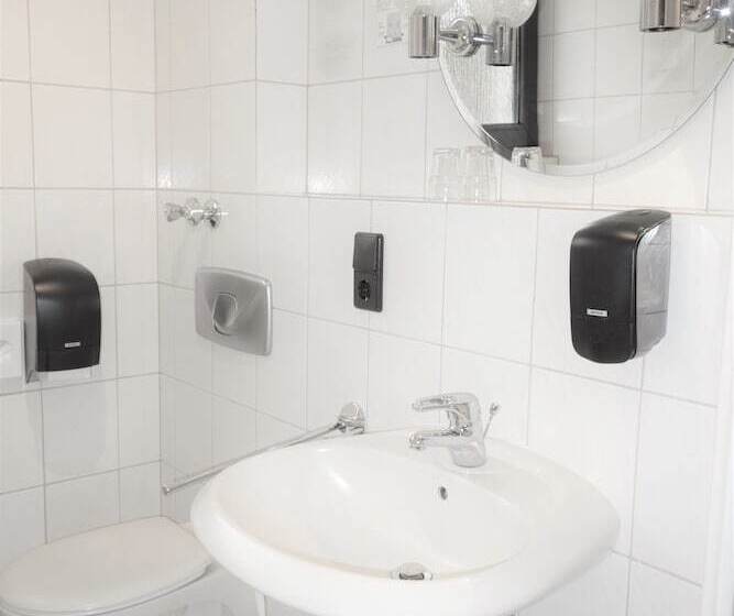 Номер Стандарт Индивидуальный, Engelskirchen