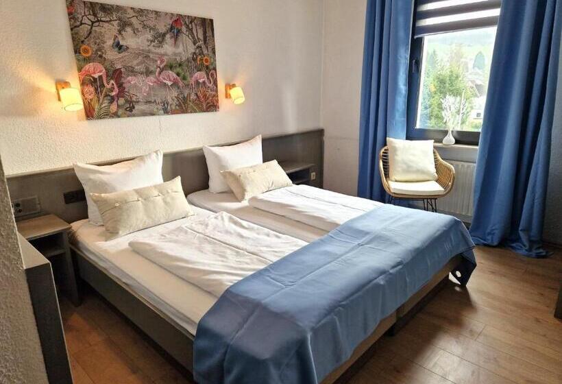 Номер Стандарт, Engelskirchen