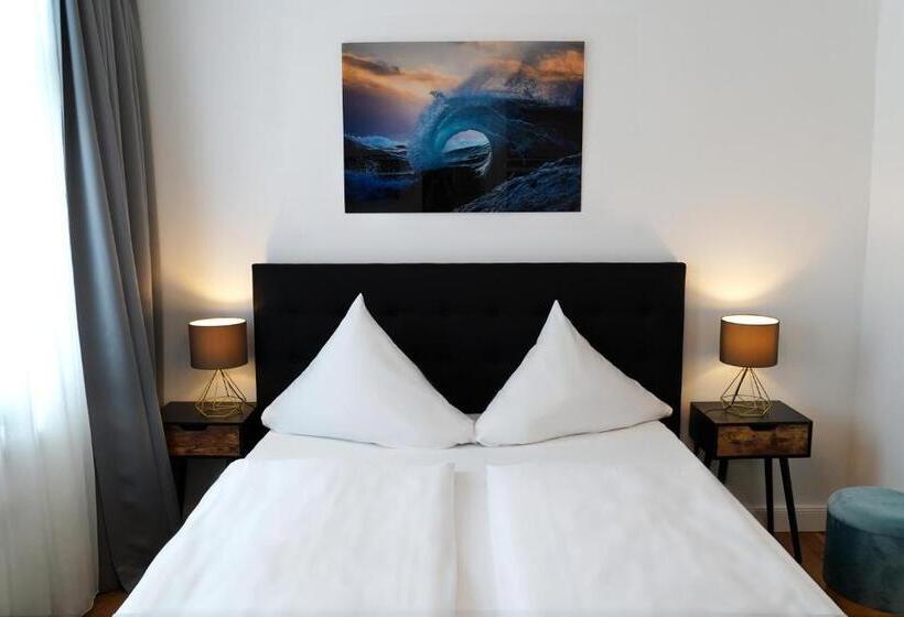 스탠다드 룸, Im Kupferkessel