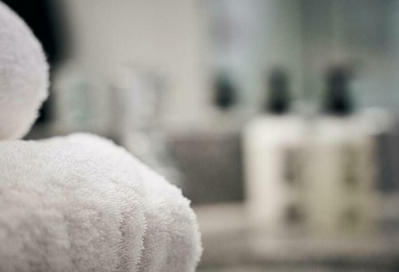 Standard Room, Parkhaus Hügel