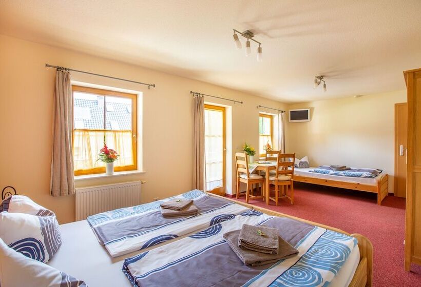 スタンダードトリプルルーム, Pension Ferienhof Fischer