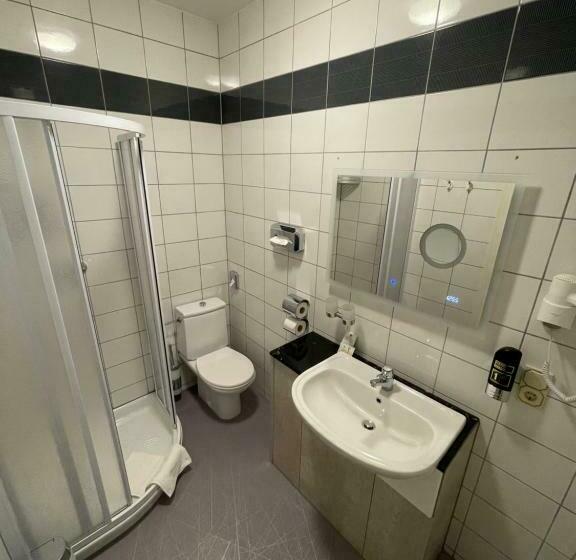 Номер Стандарт, Haus Hennesburg, Garni